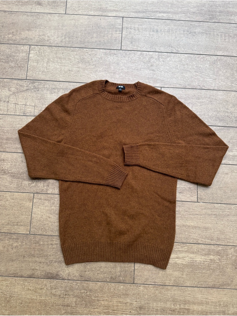 Uniqlo 100% Wool Sweater (M)